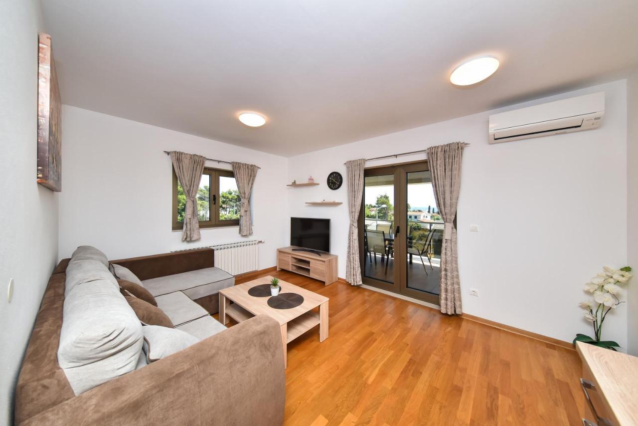 Apartmani Petra Vir Bagian luar foto